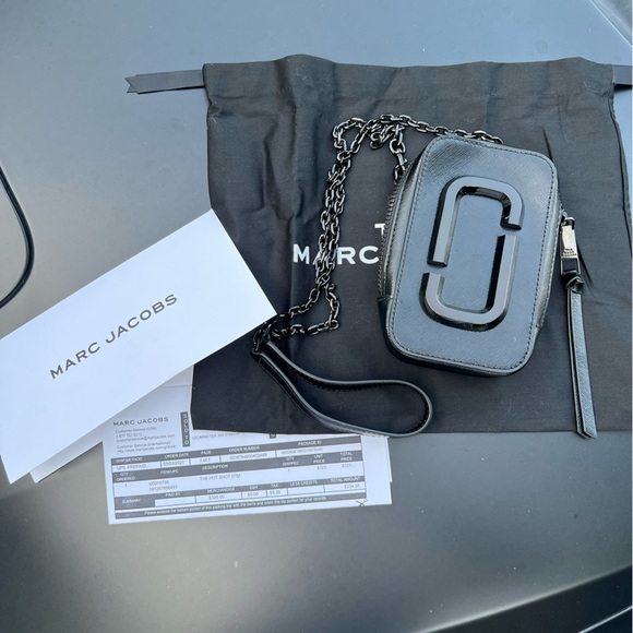 Marc Jacobs Black Crossbody - Picture 7 of 10